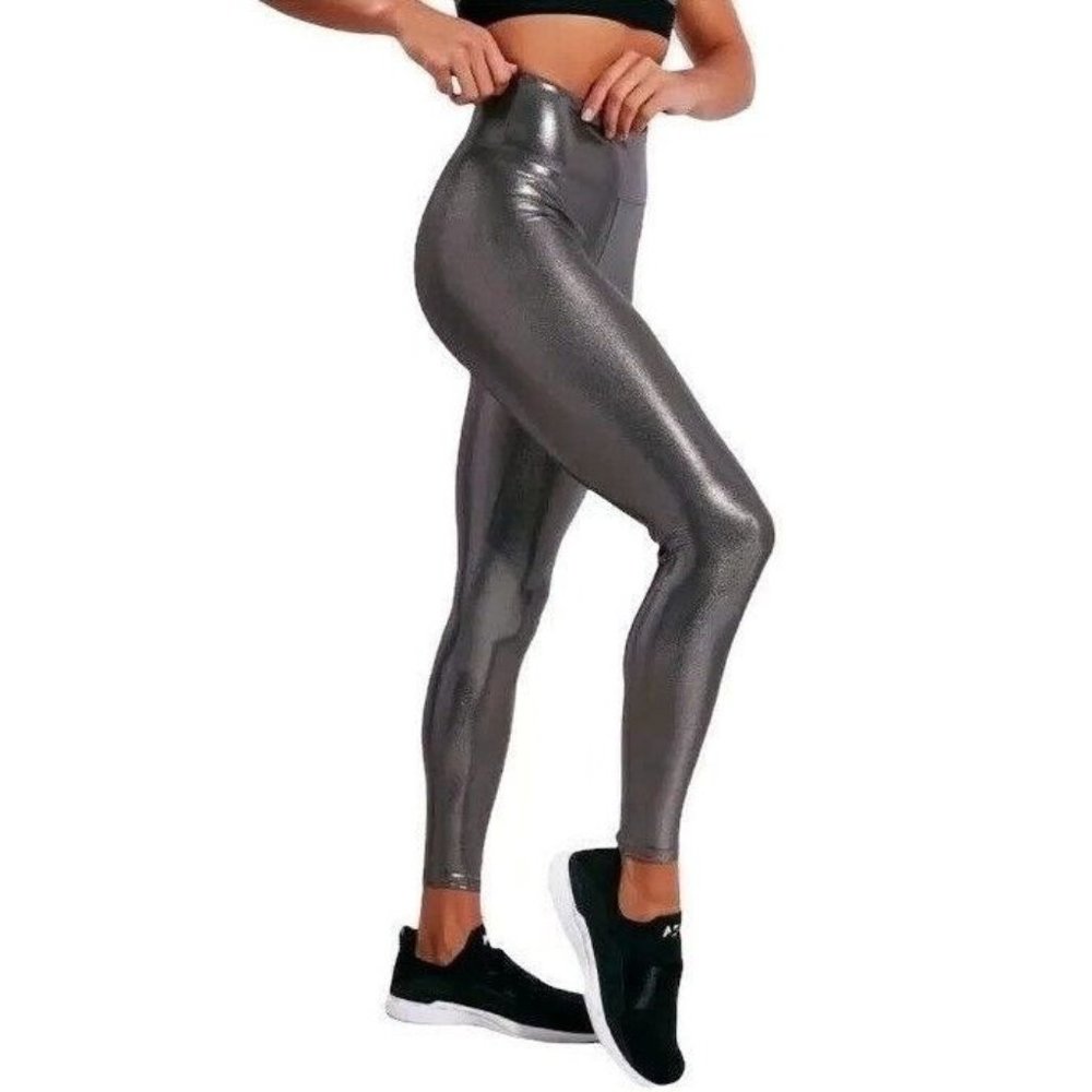 NWOT Heroine Sport Marvel Leggings Chrome Womens Small Made in USA New w/o Tags